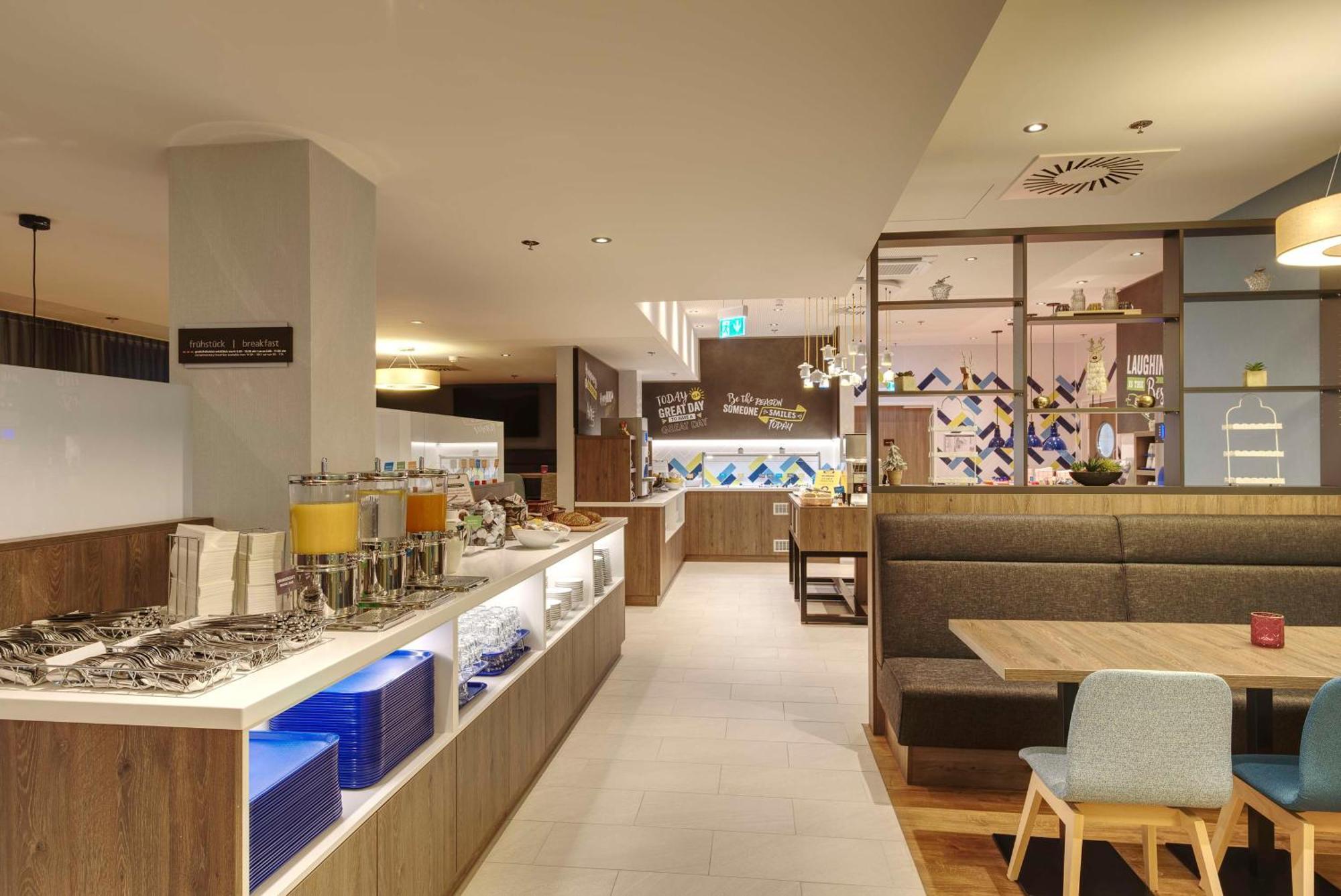 Hampton By Hilton Centre 3* Stuttgart