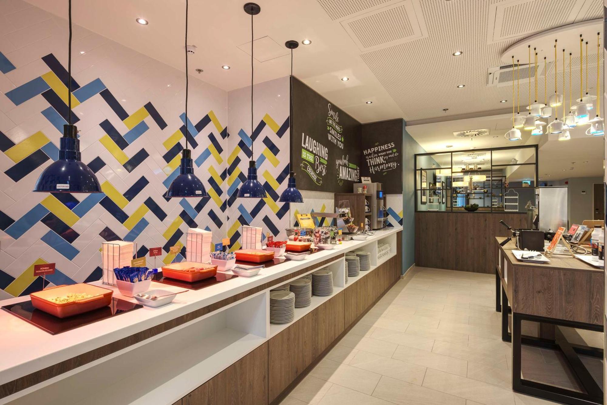 Hampton By Hilton Centre 3* Stuttgart